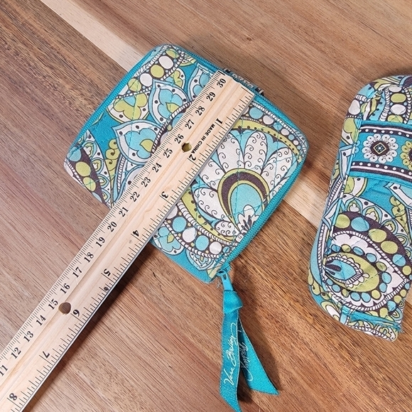 Vera Bradley Wallet and Matching Eyeglass Holder - Picture 13 of 16